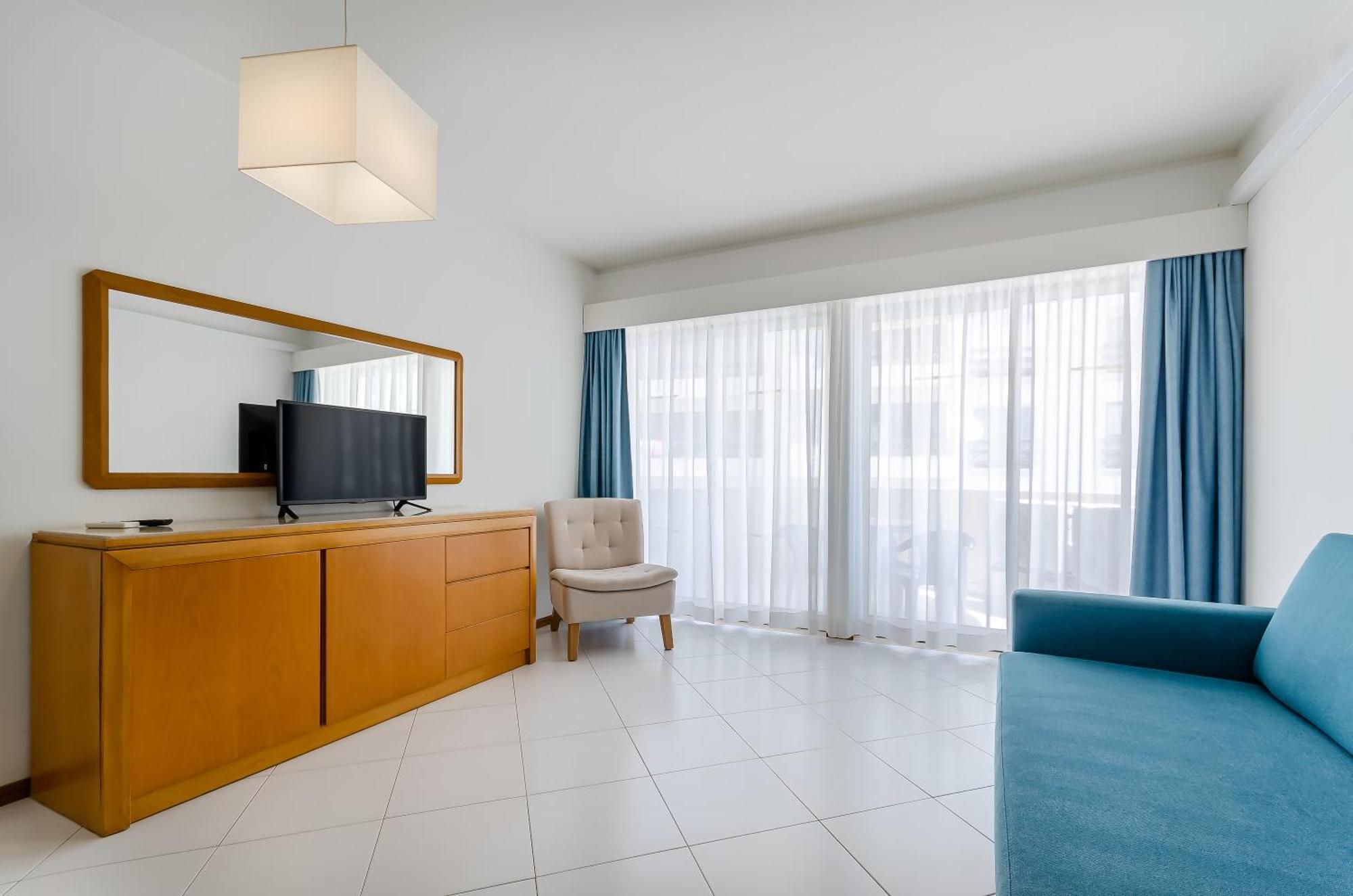 Turim Algarve Mor Apartamentos Turisticos ポルティマン エクステリア 写真